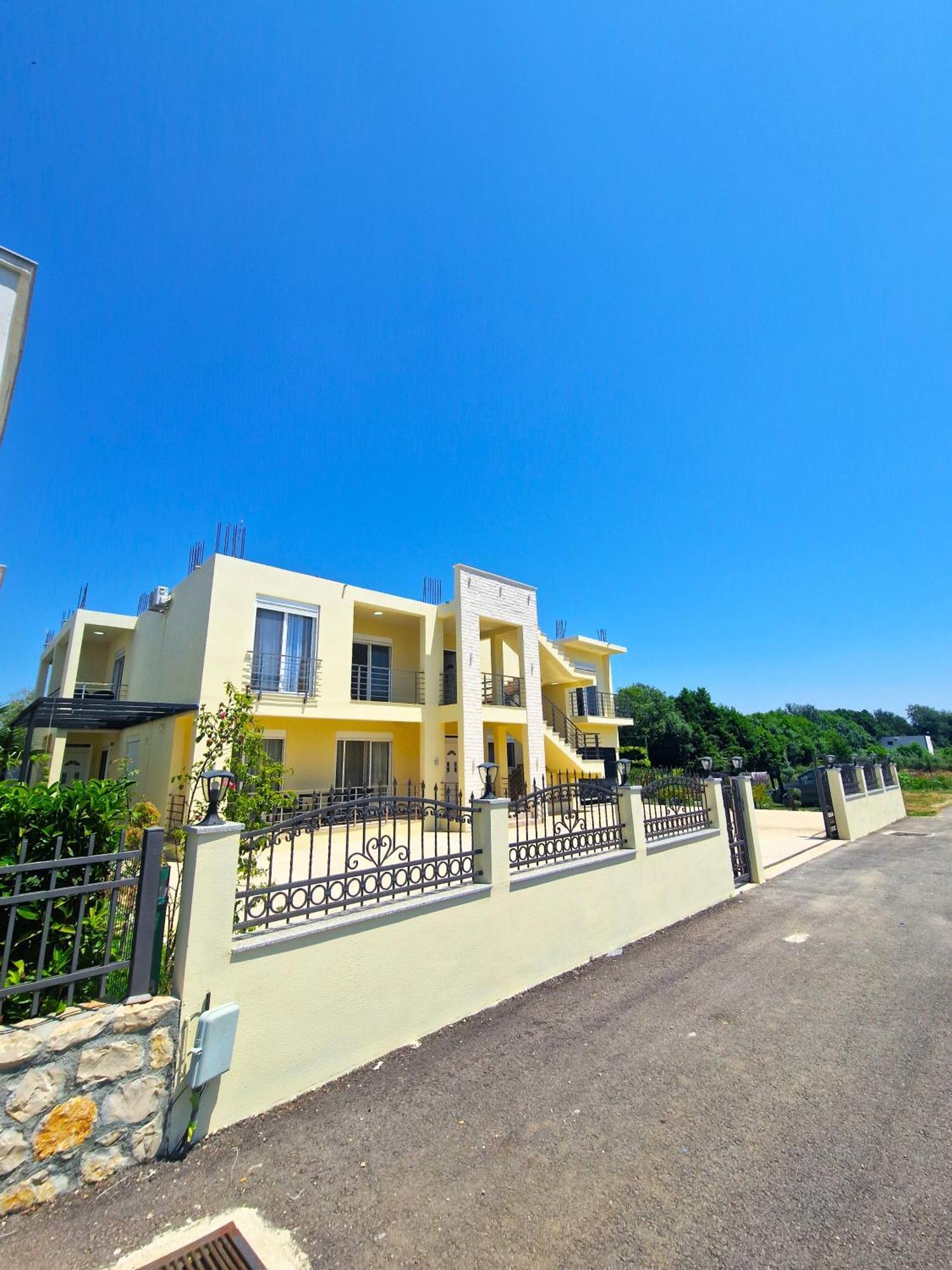 Ivana Apartments Ulcinj Eksteriør bilde