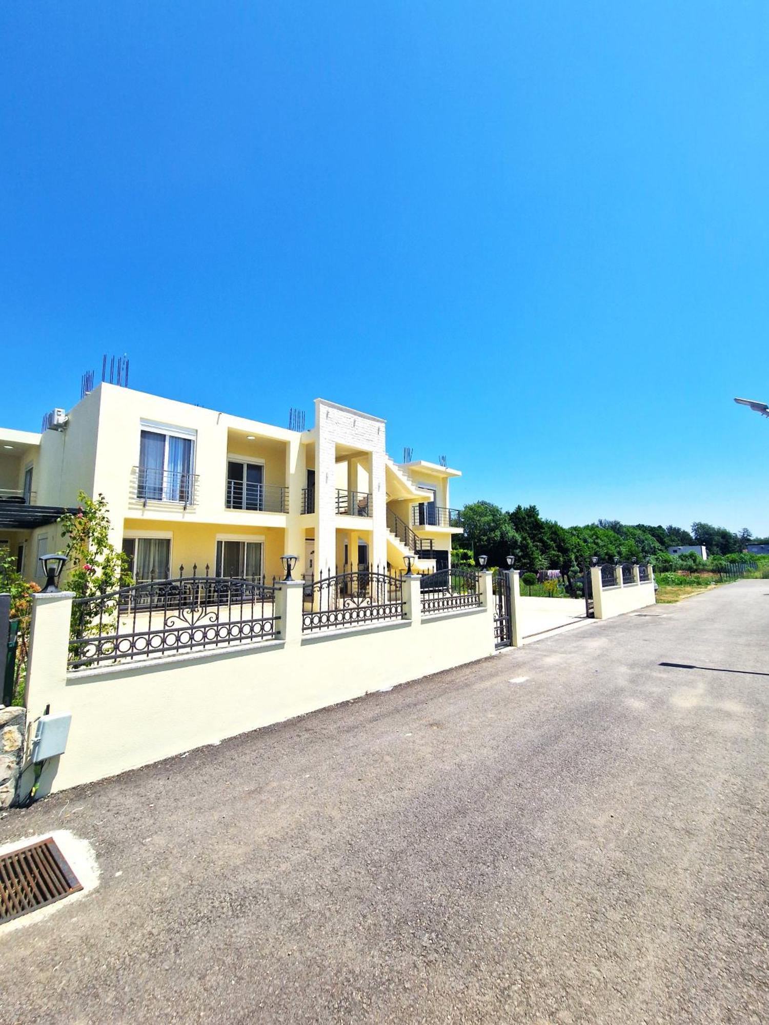Ivana Apartments Ulcinj Eksteriør bilde